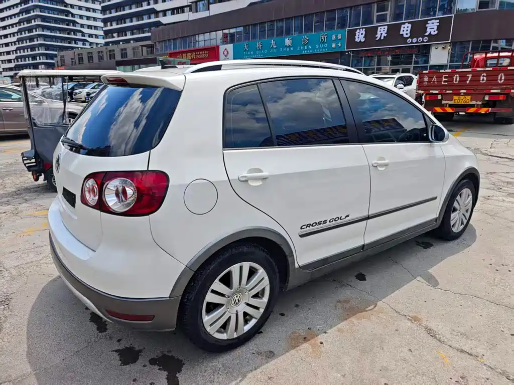 Volkswagen Golf (Import) — миниатюра 5