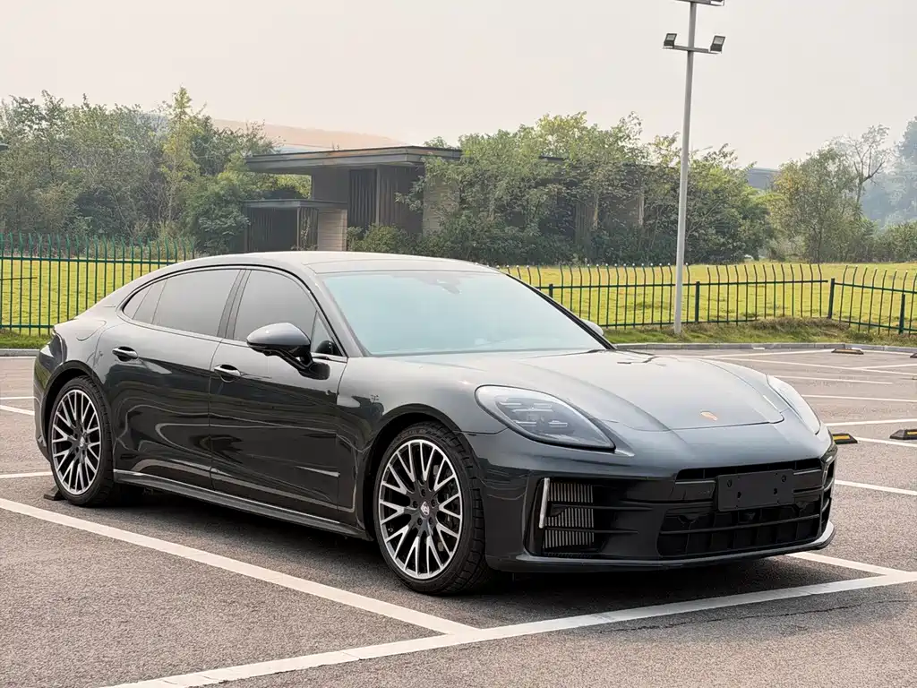 Porsche Panamera — миниатюра 3