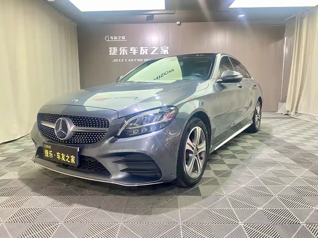 Mercedes-Benz C-Class 2019