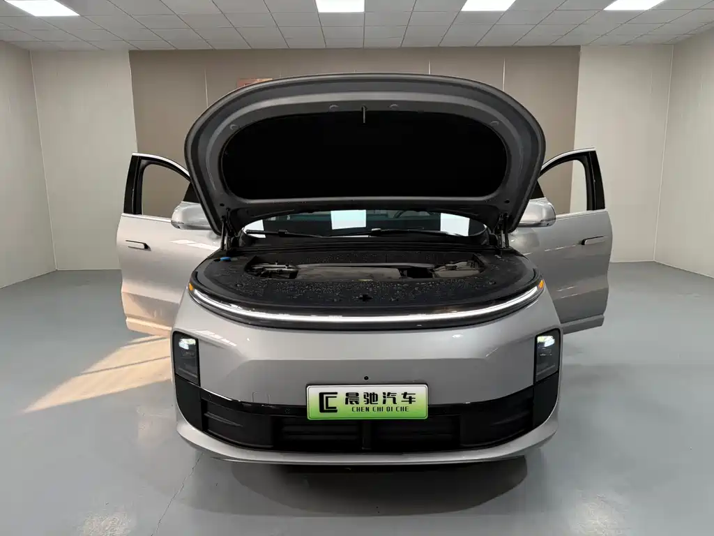 Li Auto IDEAL L6