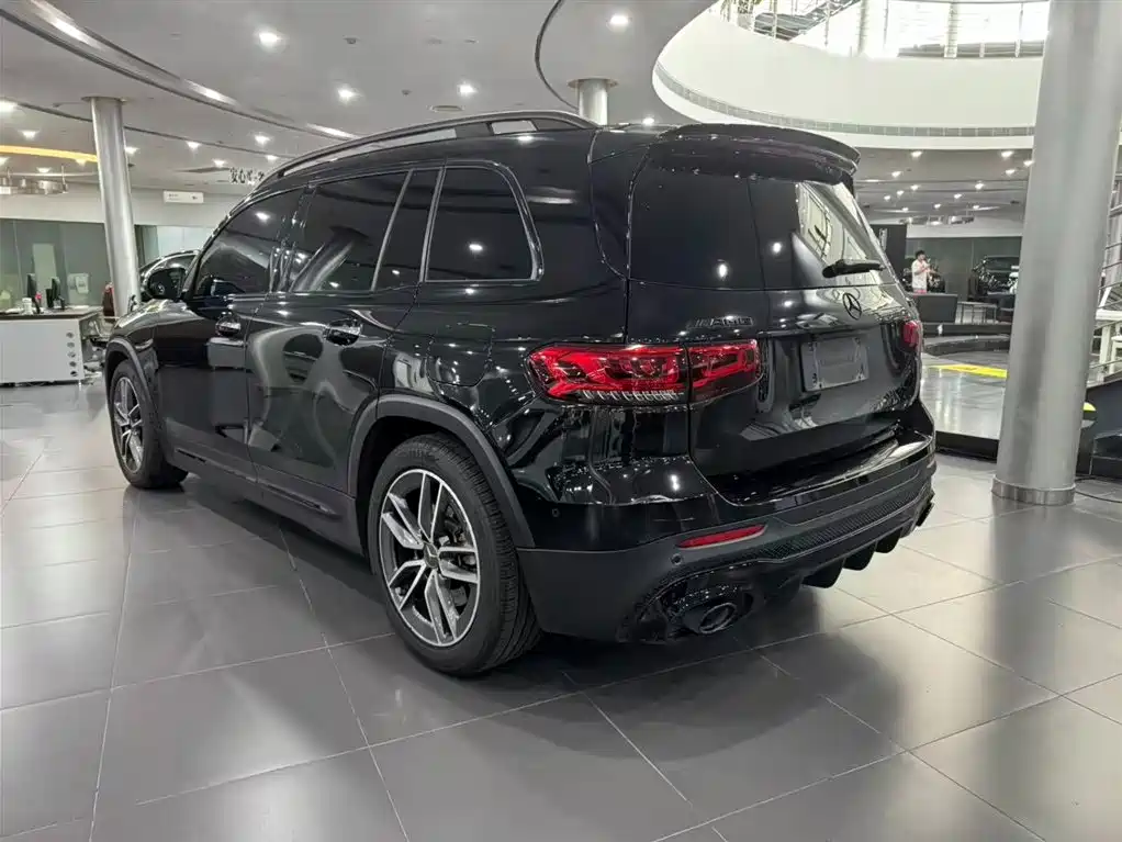 Mercedes-Benz GLB AMG — миниатюра 3