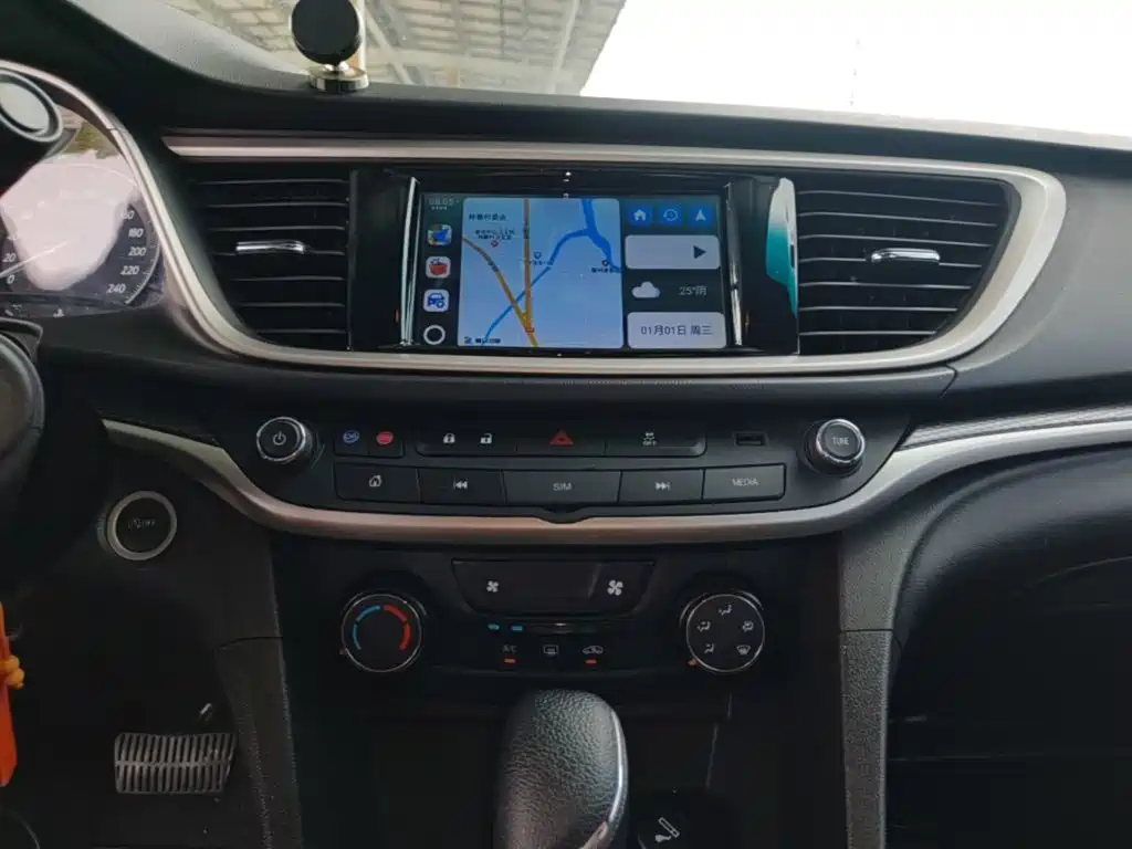 Buick Excelle — миниатюра 13