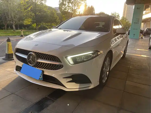 MERCEDES-BENZ A CLASS