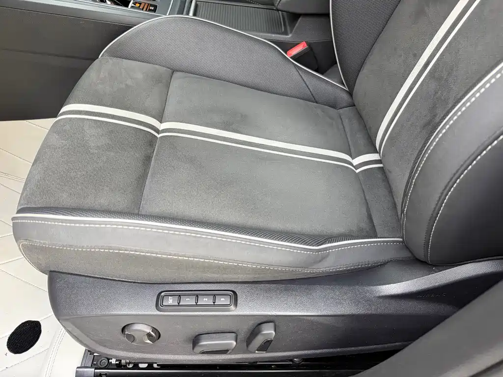 Volkswagen Golf — миниатюра 22