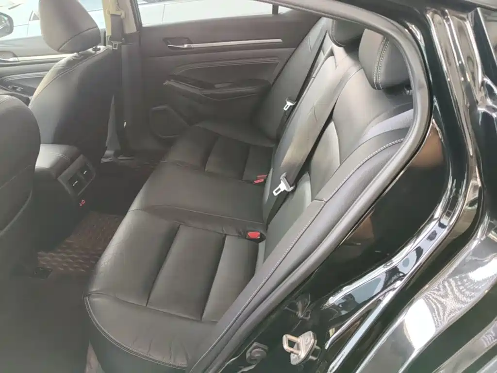 Nissan Teana — миниатюра 17