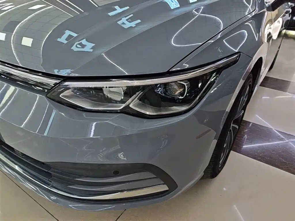 Volkswagen Golf — миниатюра 24