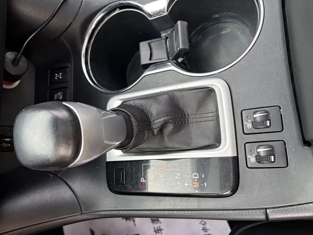 Toyota Highlander — миниатюра 16