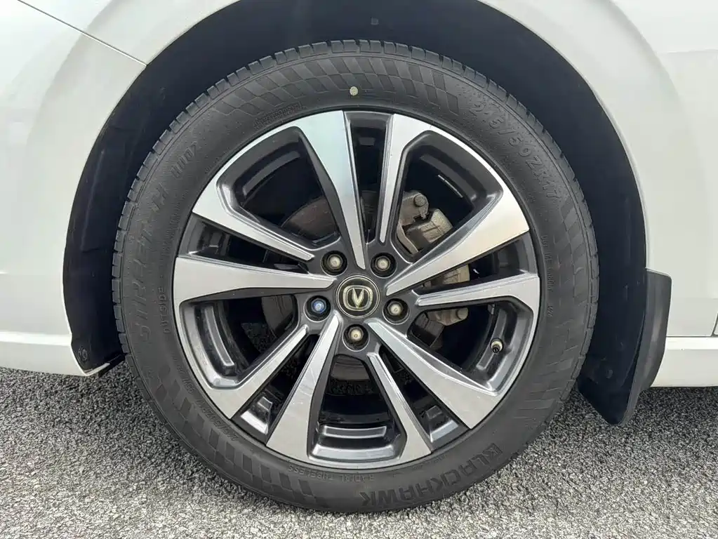 Changan Eado — миниатюра 28