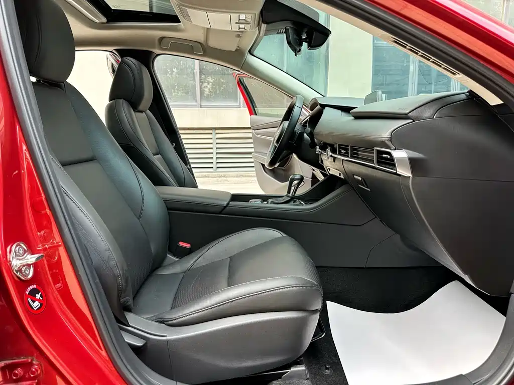 Mazda 3 Axela — миниатюра 4