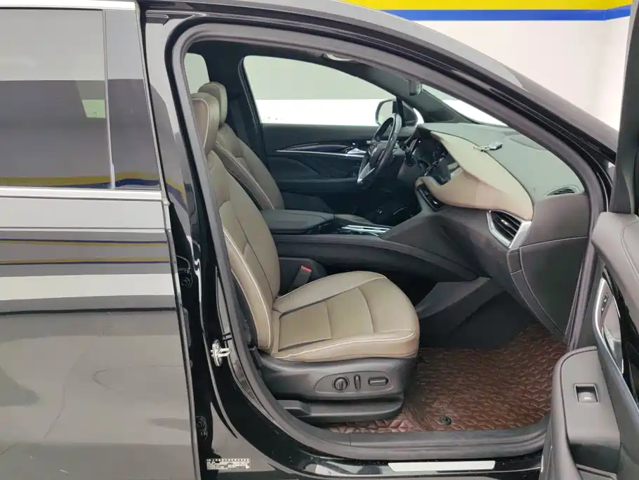 Buick Enclave — миниатюра 8