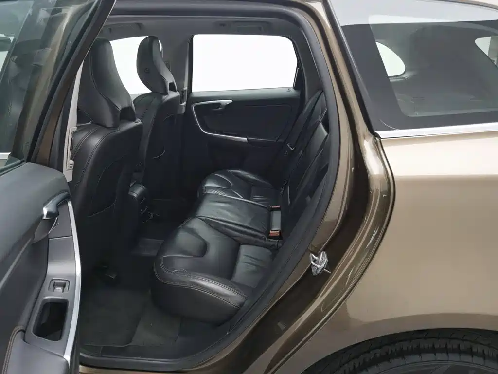 Volvo XC60 (Import) — миниатюра 15