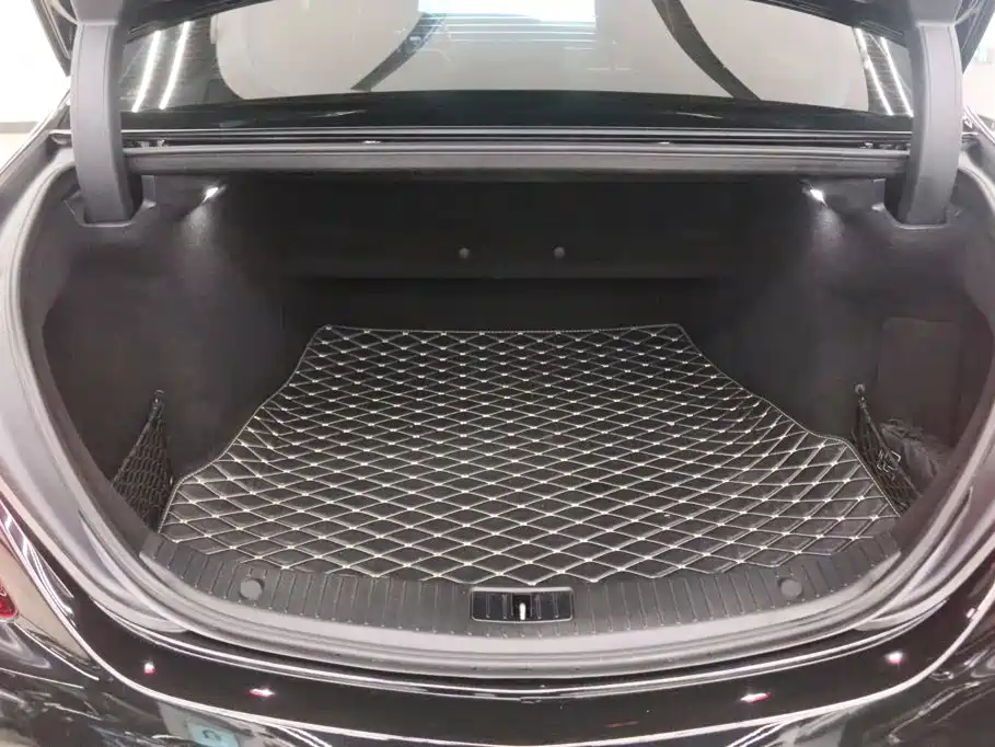 Mercedes-Benz S-Class — миниатюра 23