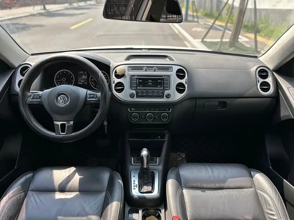 Volkswagen Tiguan — миниатюра 19