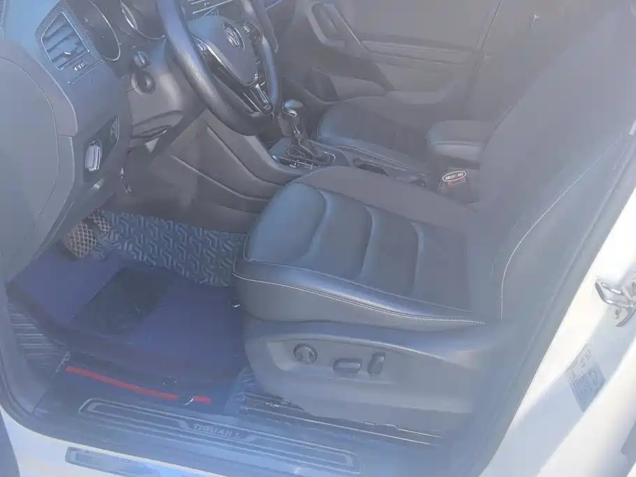 Volkswagen Tiguan L — миниатюра 9