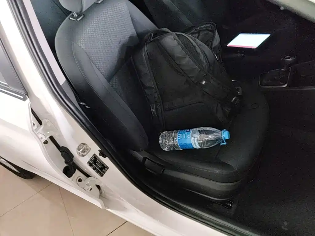Hyundai Verna RV — миниатюра 25