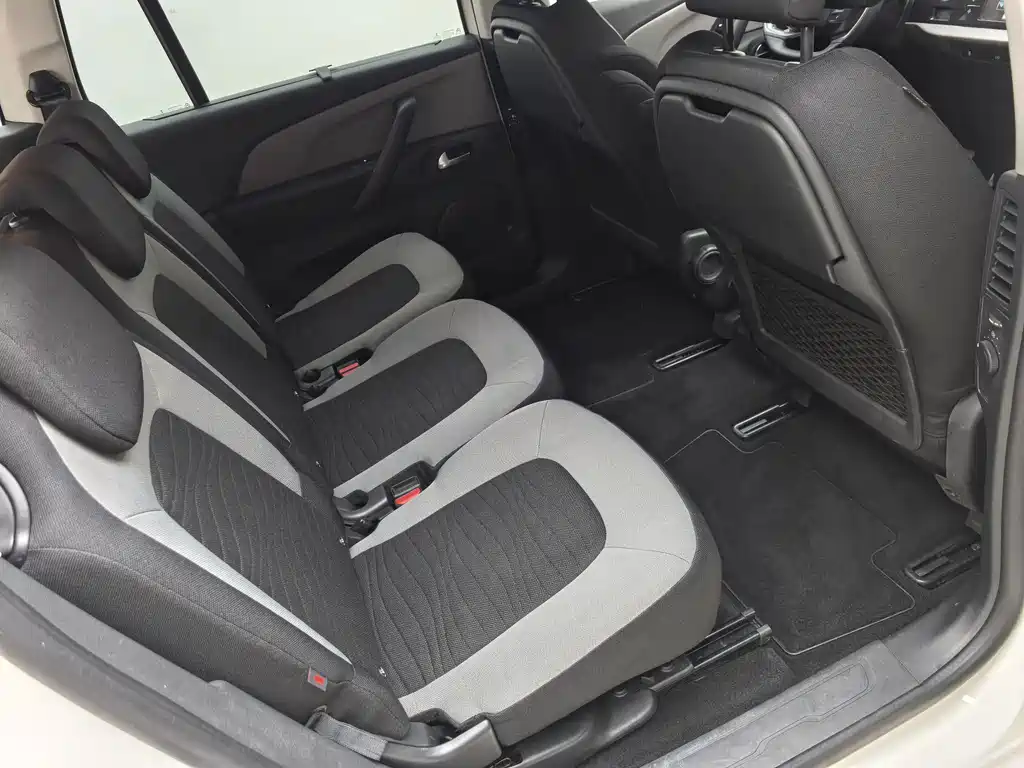 Citroen C4 Picasso — миниатюра 17