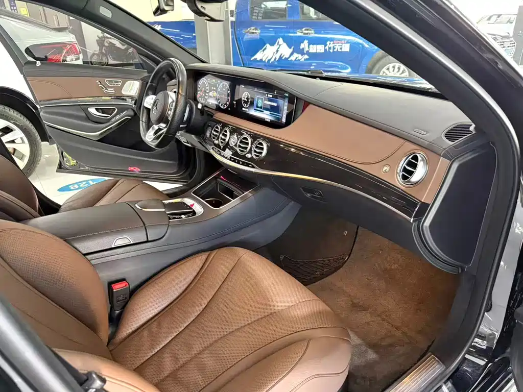 Mercedes-Benz S-Class — миниатюра 6