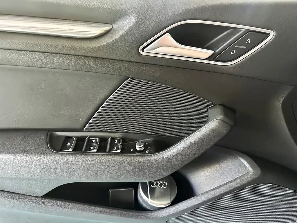 Audi A3 (Import) — миниатюра 11