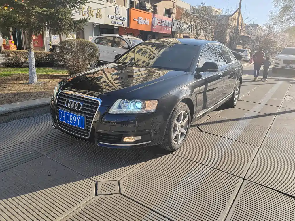 Audi A6L 2010 2.0 TFSI MT