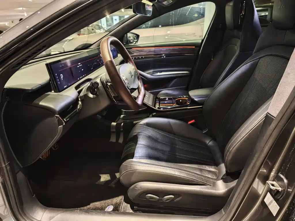 ZHIJI AUTOMOBILE ZHIJI L7