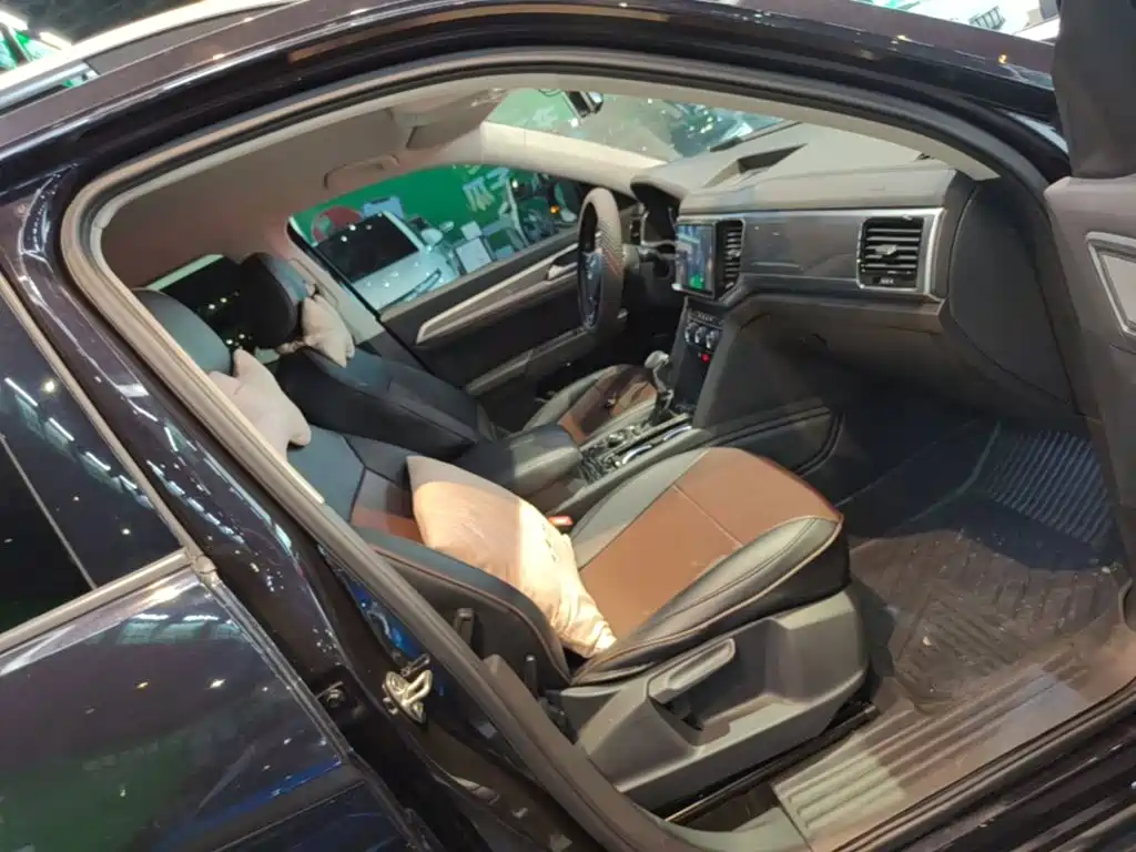 Volkswagen Teramont — миниатюра 25