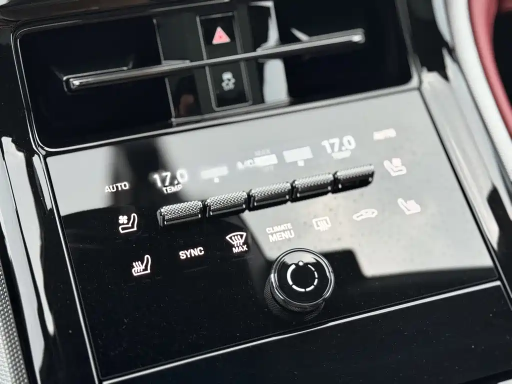 Porsche Panamera — миниатюра 18