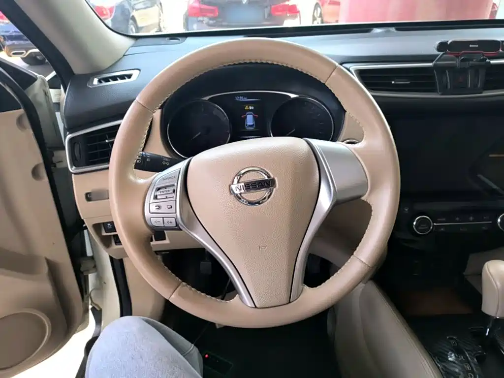Nissan X-Trail — миниатюра 11