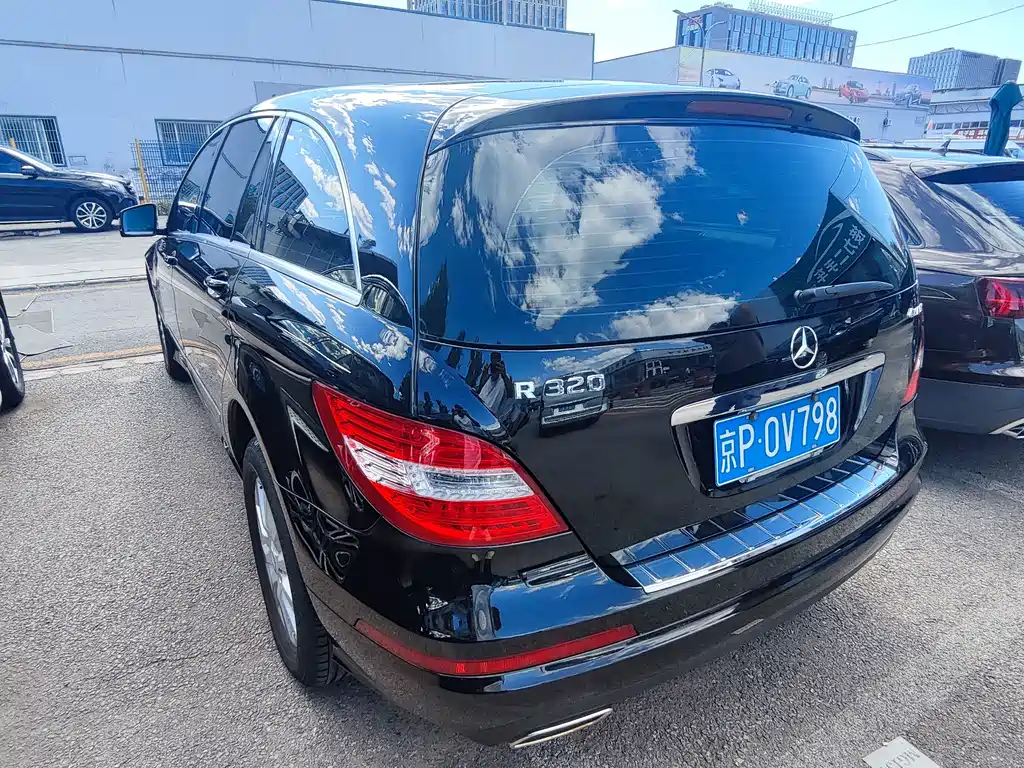 Mercedes-Benz R-Class — миниатюра 16