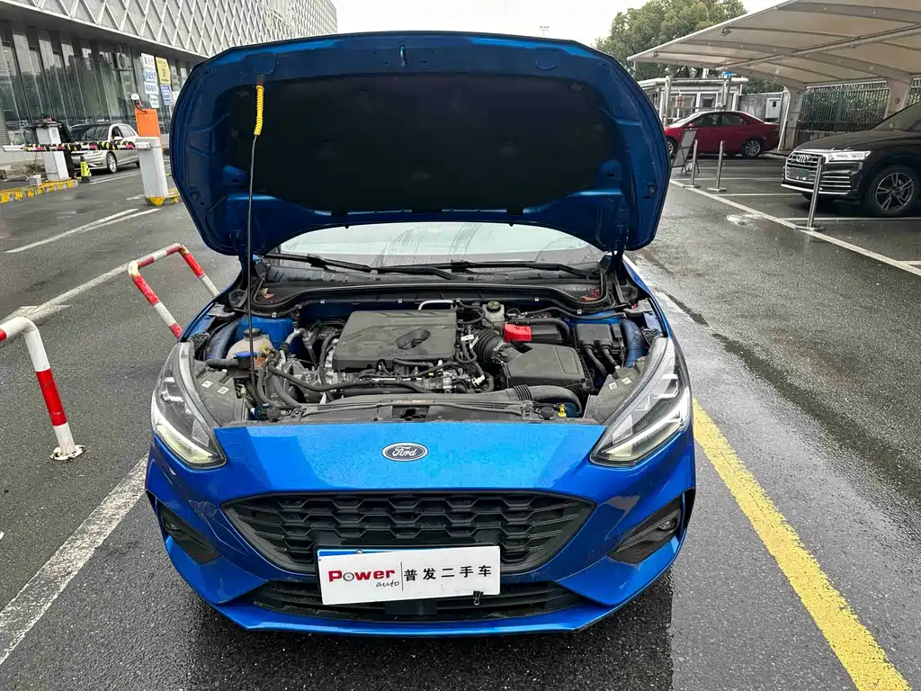 Ford Focus — миниатюра 10