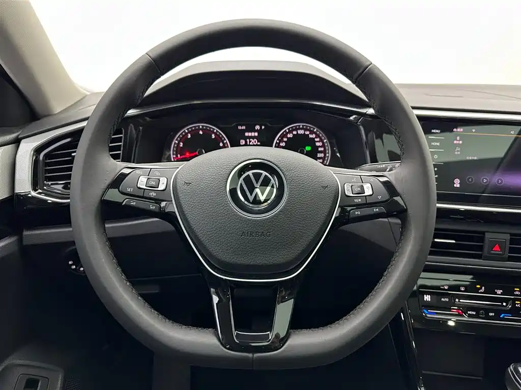 Volkswagen Tayron 2021 330TSI Luxury Smart Connect