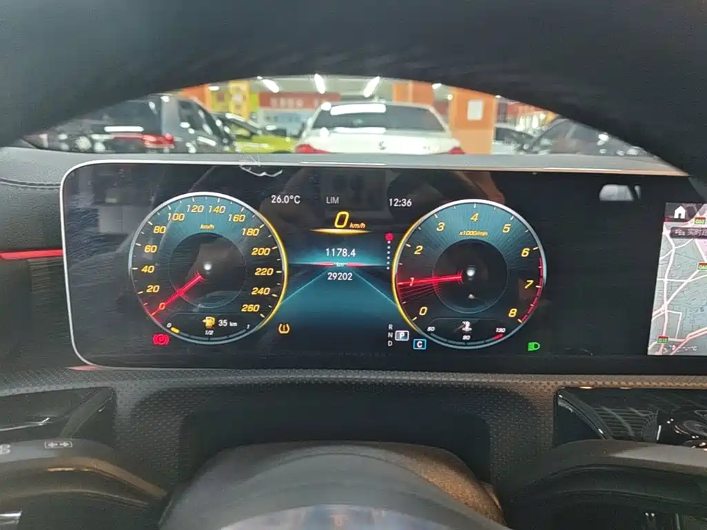 Mercedes-Benz CLA (Import) — миниатюра 12
