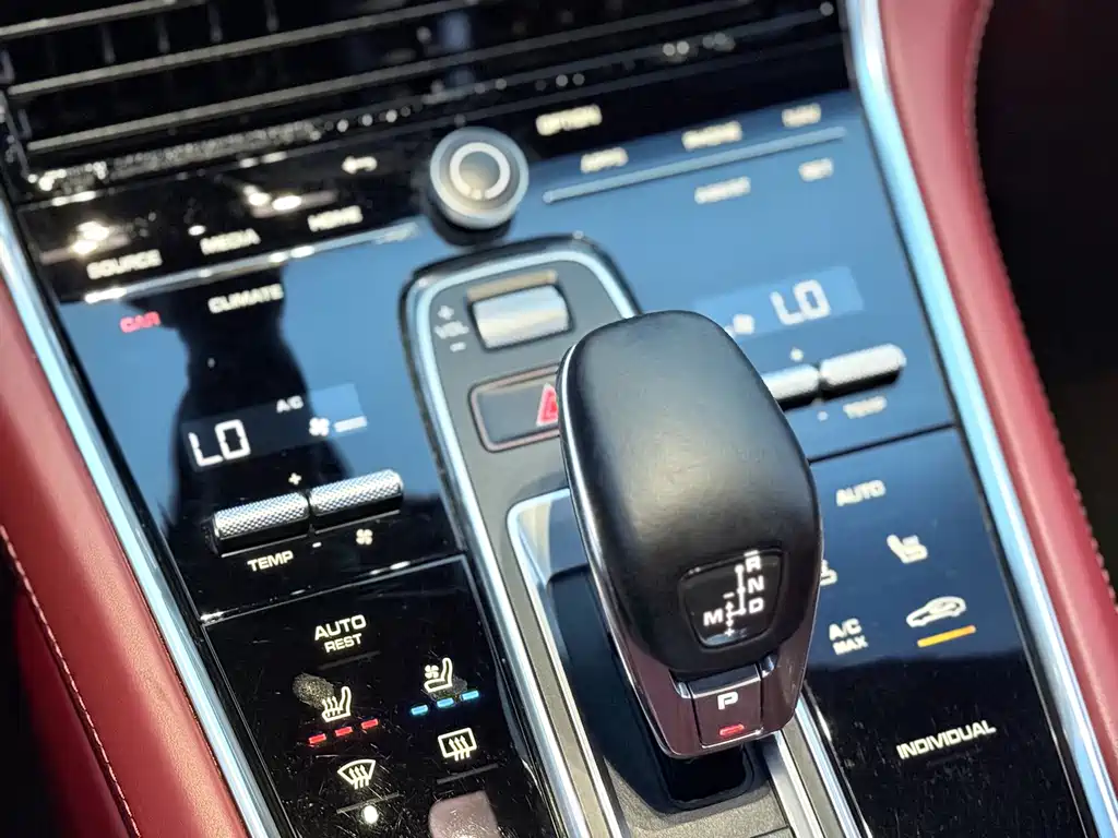 Porsche Panamera — миниатюра 17