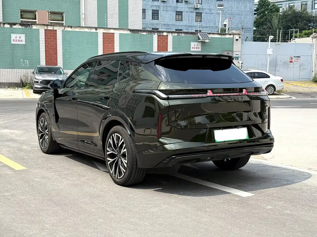 Lynk & Co 08 EM-P — миниатюра 6