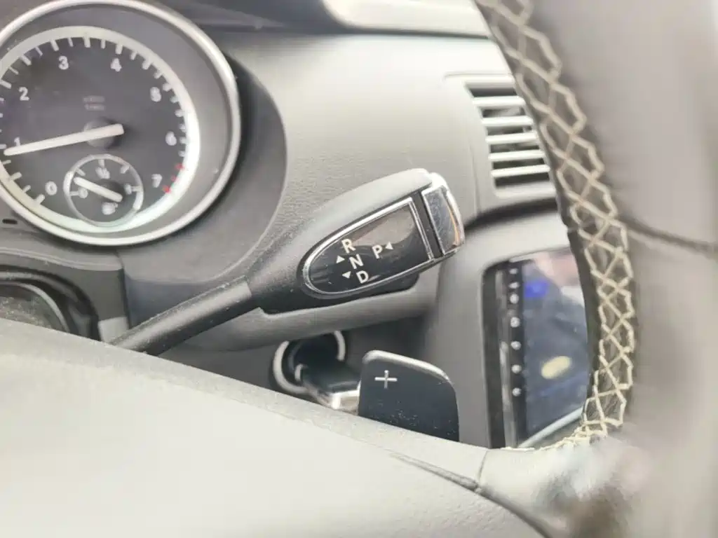 Mercedes-Benz R-Class — миниатюра 14