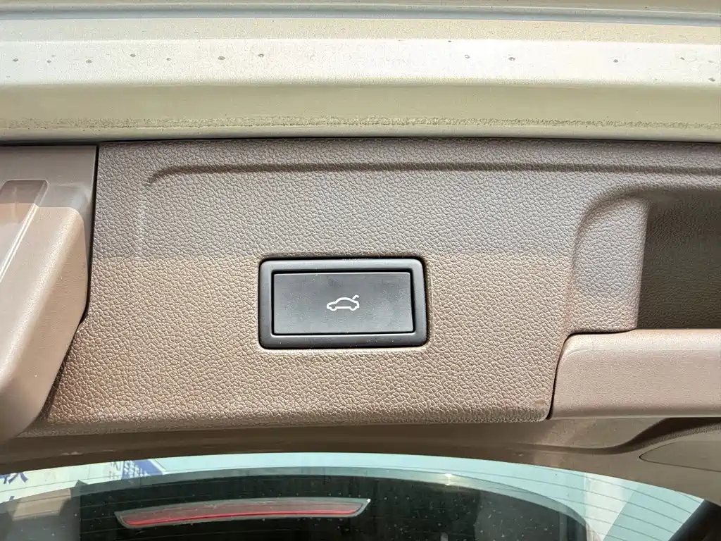 Volkswagen Viloran — миниатюра 18