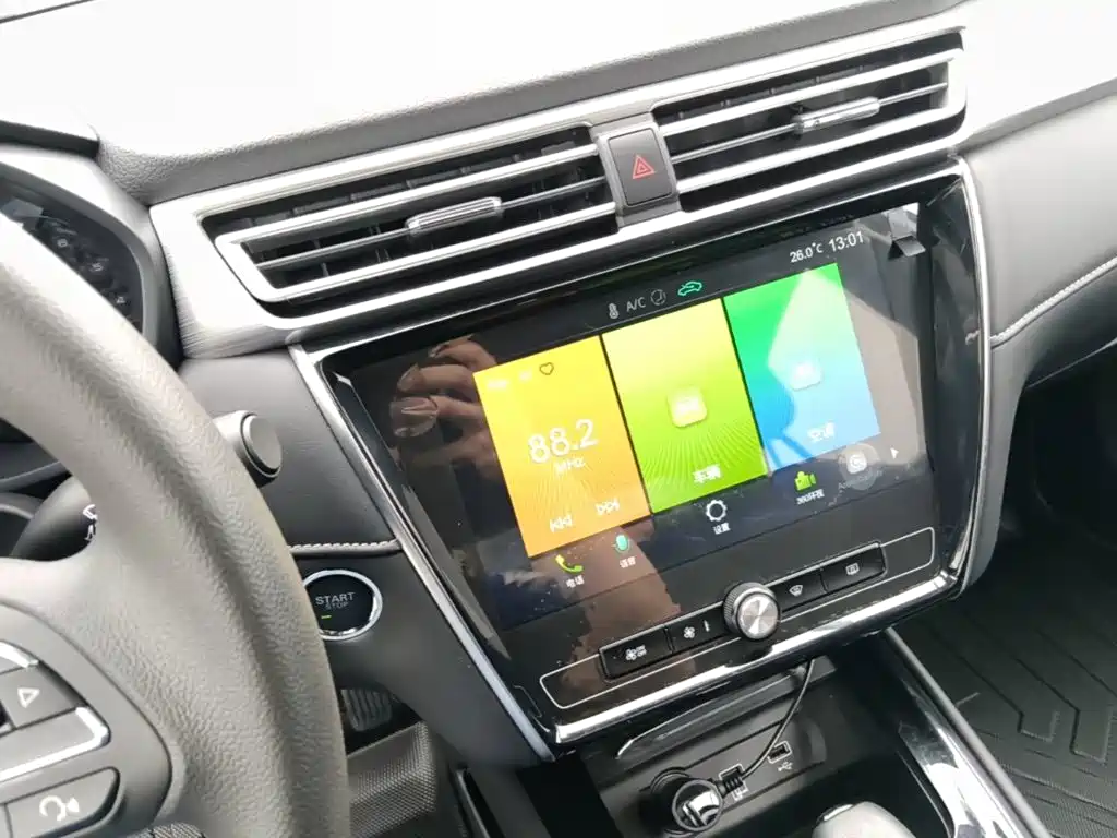 Roewe i5 — миниатюра 13
