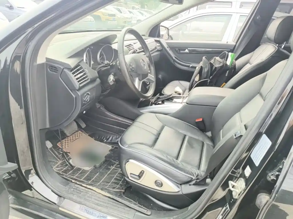 Mercedes-Benz R-Class — миниатюра 15