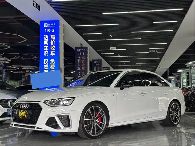 2022 Audi A4