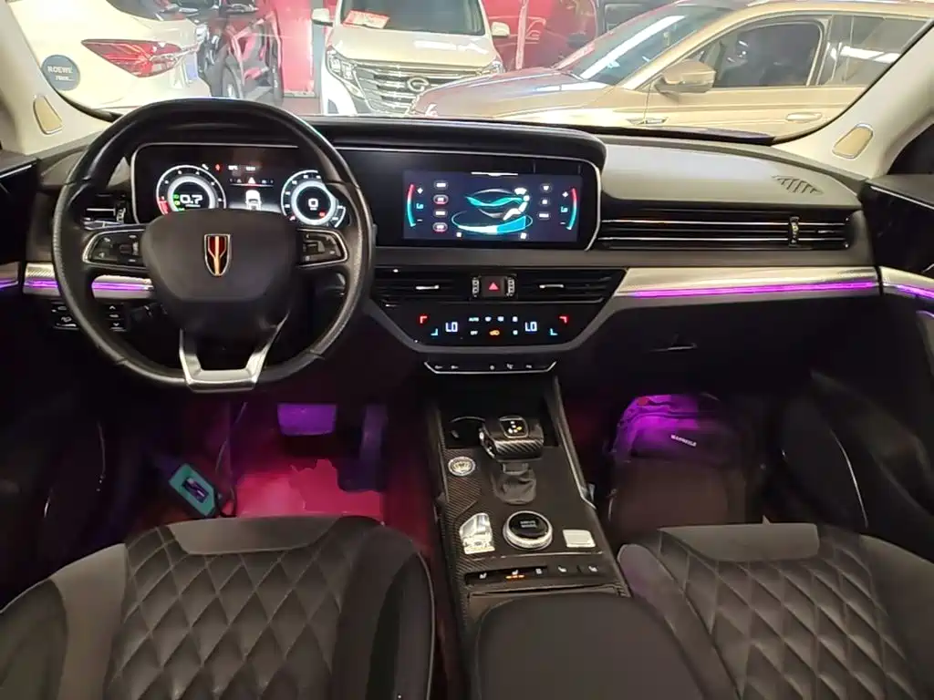 Hongqi Hongqi HS5 — миниатюра 10