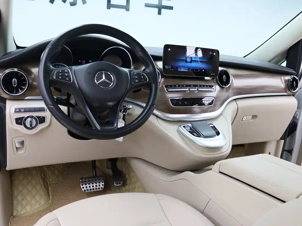 Mercedes-Benz V-Class — миниатюра 9