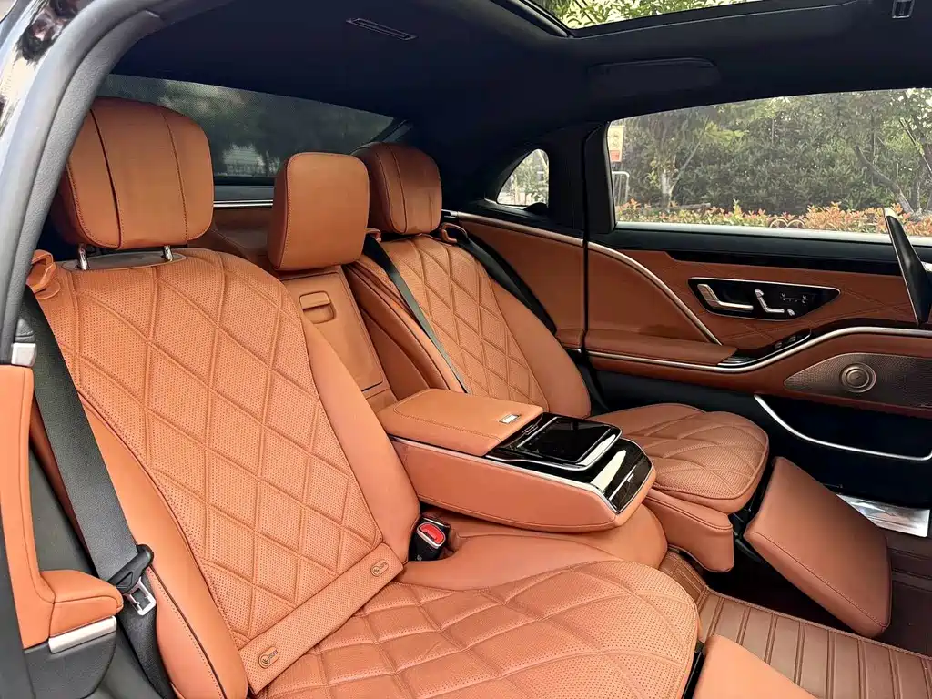 Mercedes-Benz S-Class — миниатюра 10