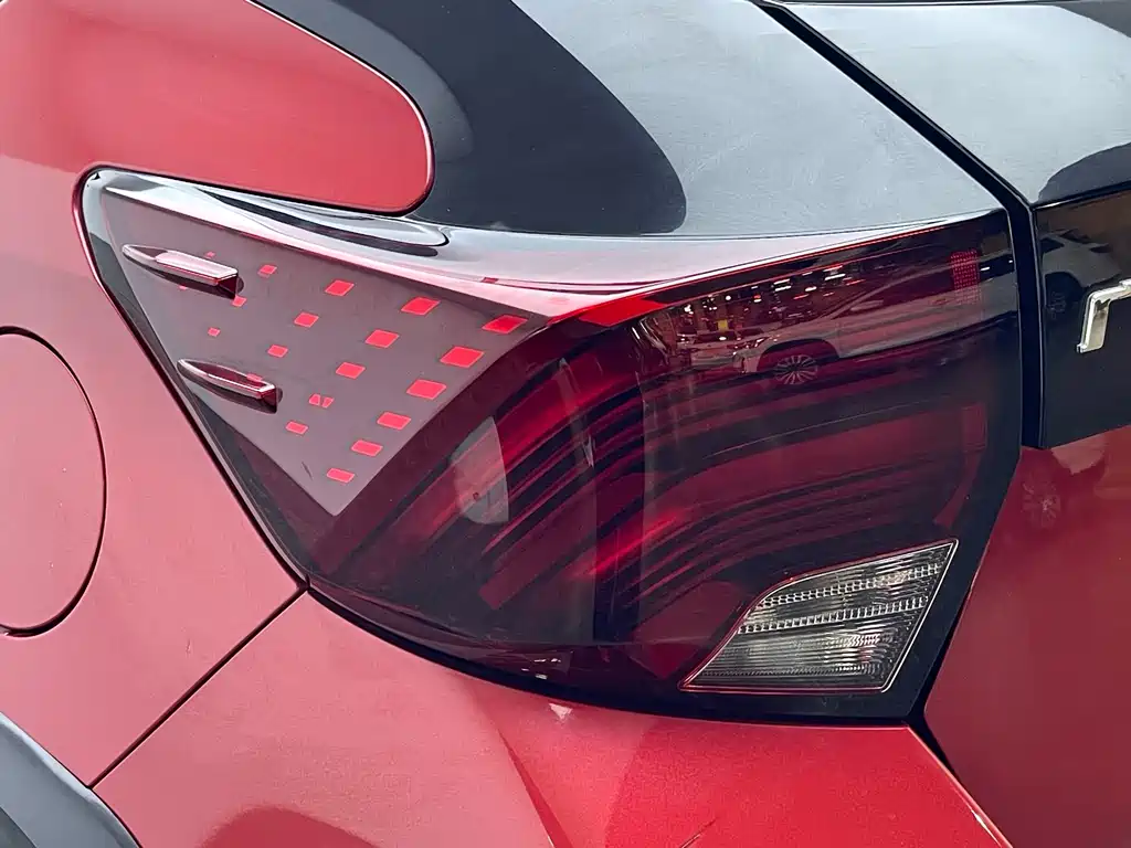 TOYOTA YARIS L ZHIXUAN