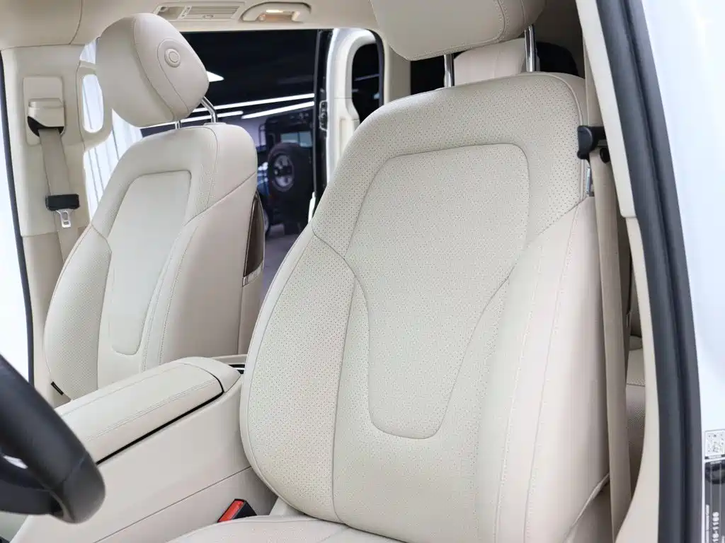 Mercedes-Benz V-Class — миниатюра 3