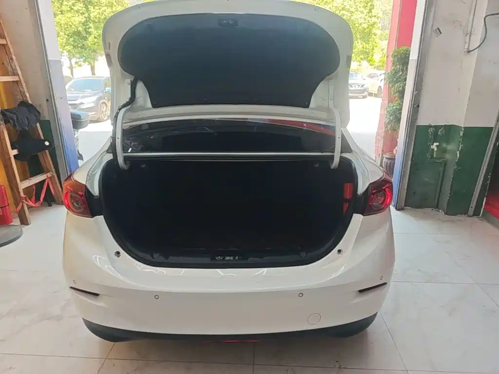 Mazda 3 Axela — миниатюра 19