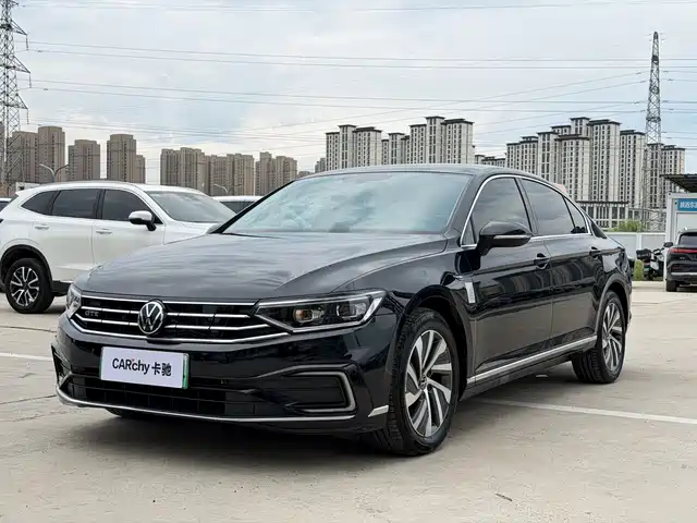 2024 Volkswagen Passat