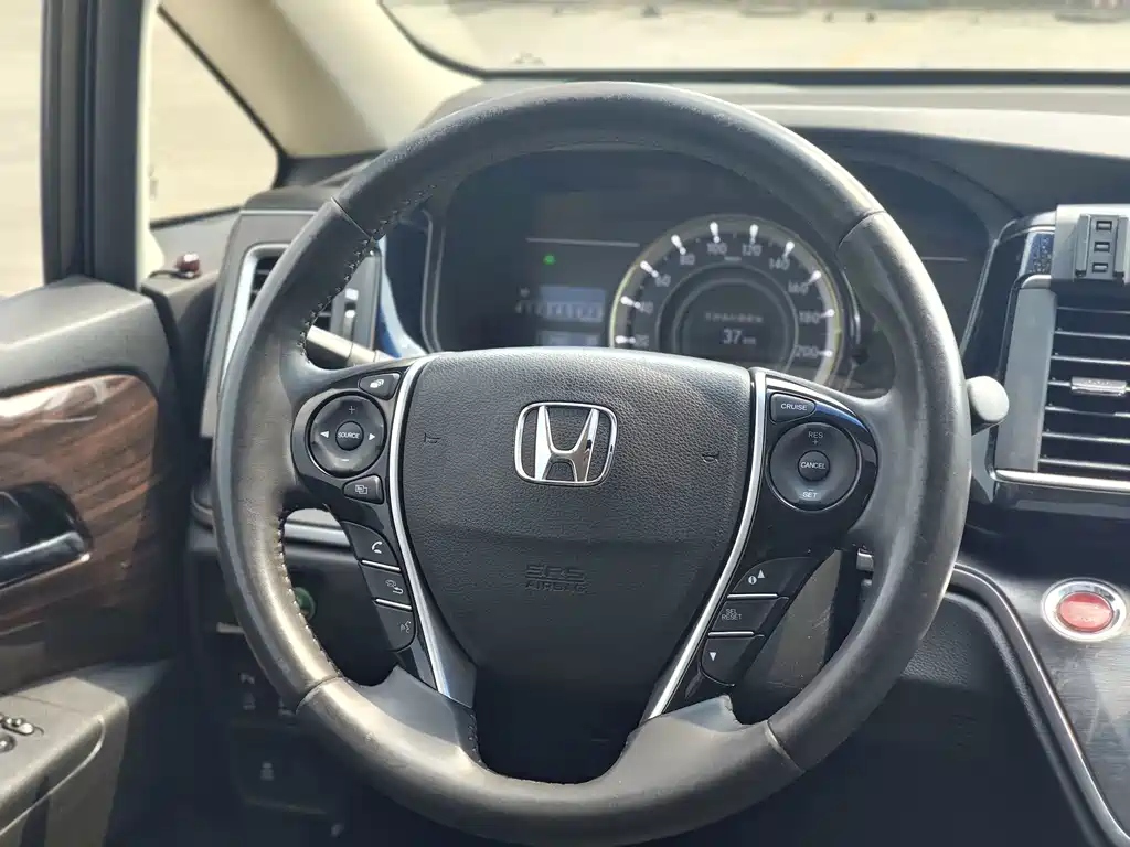 Honda Elysion — миниатюра 21