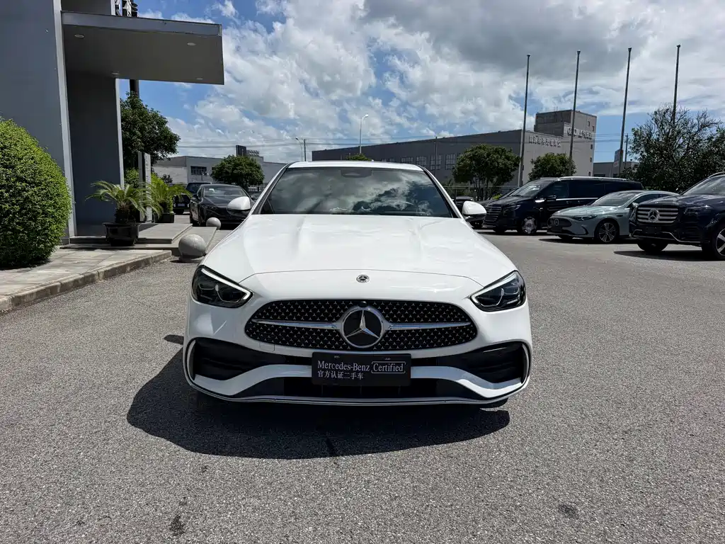 Mercedes-Benz C-Class — миниатюра 2