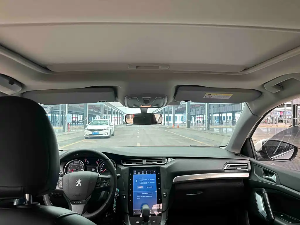 Peugeot 408 — миниатюра 10