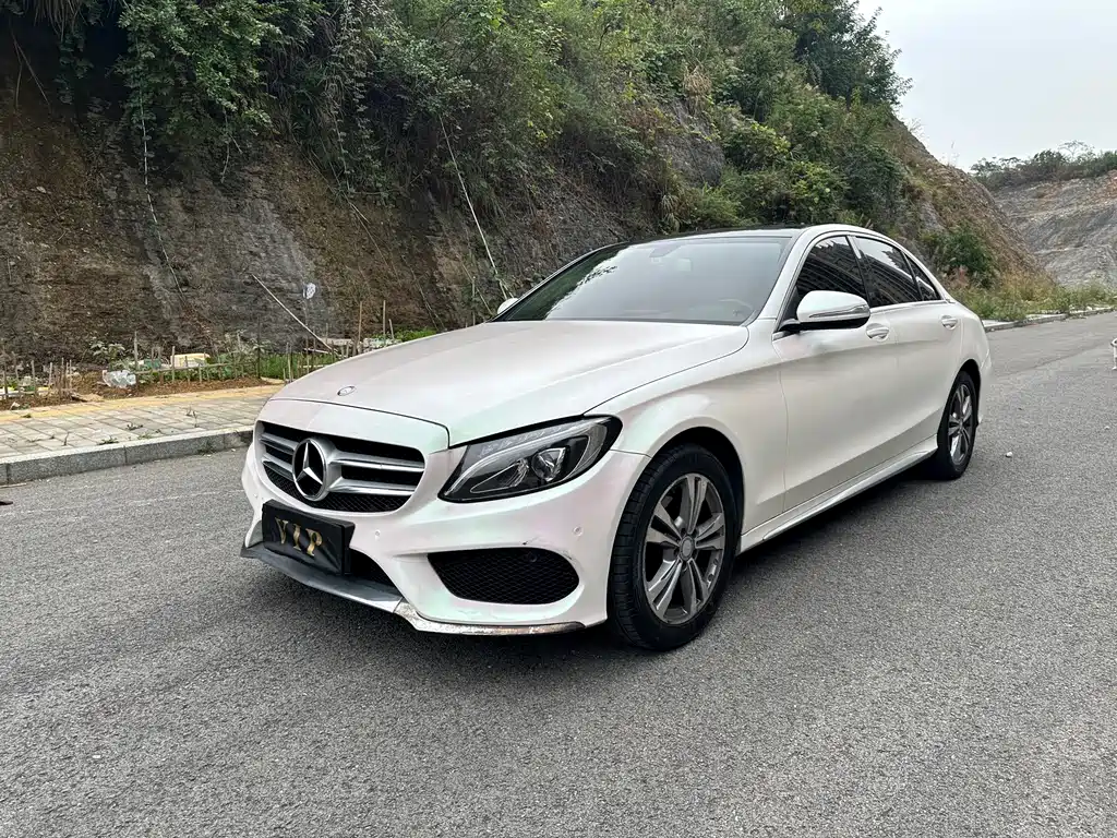 Mercedes-Benz C-Class — миниатюра 3
