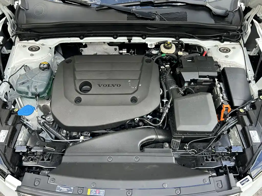 Volvo XC40 — миниатюра 7
